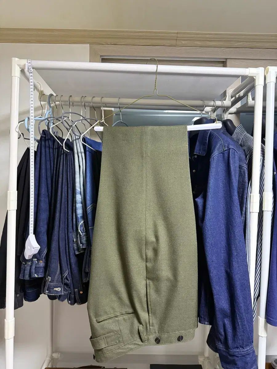 アットラスト オリーブ ウールパンツ 36