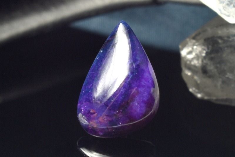 パワーストーン④ 1点物】AAAA☆極上の発色 スギライト(杉石) 14x9mm ドロップ ルース