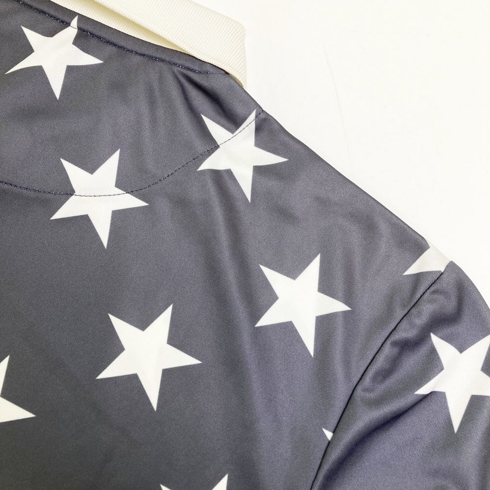 サイズ：M V12 ヴィトゥエルヴ 半袖ポロシャツ 星柄 グレー系