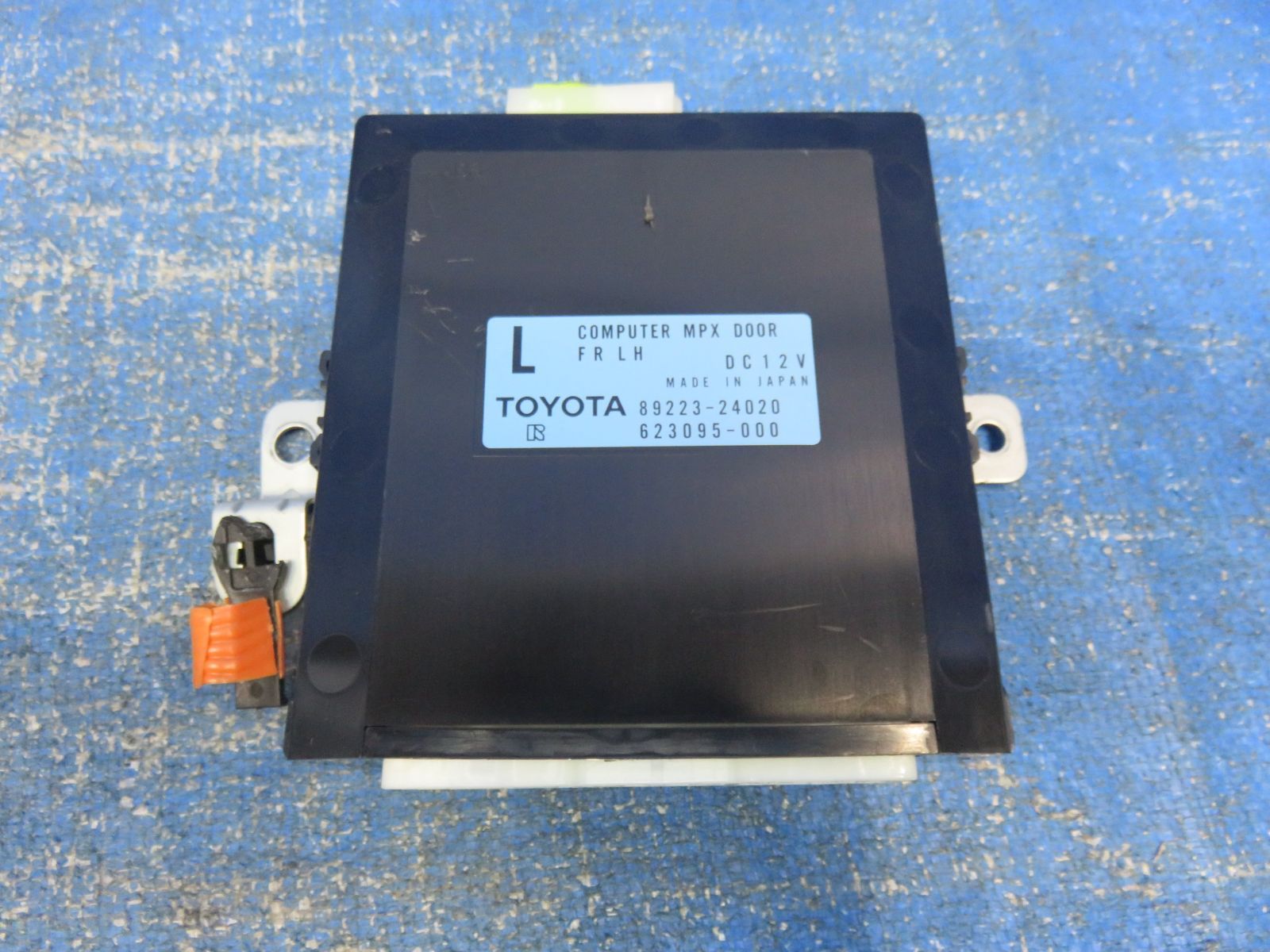 LA8678* 動作OK レクサス SC430 UZZ40/後期 フロントドア (左) マルチ