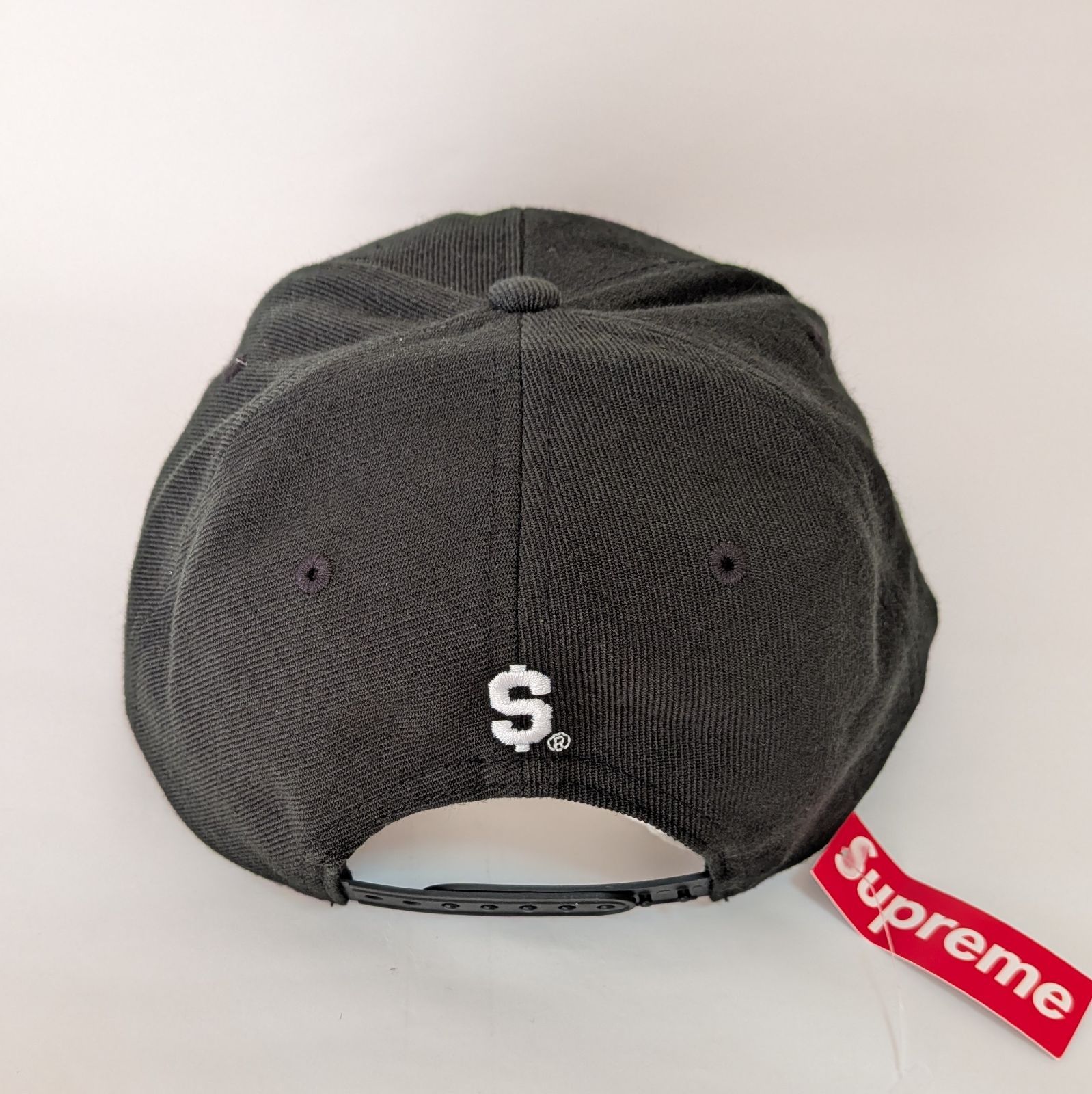 Supreme Creep 6-panel Capキャップ ブラック 刺繍 ロゴ 人気 - メルカリ