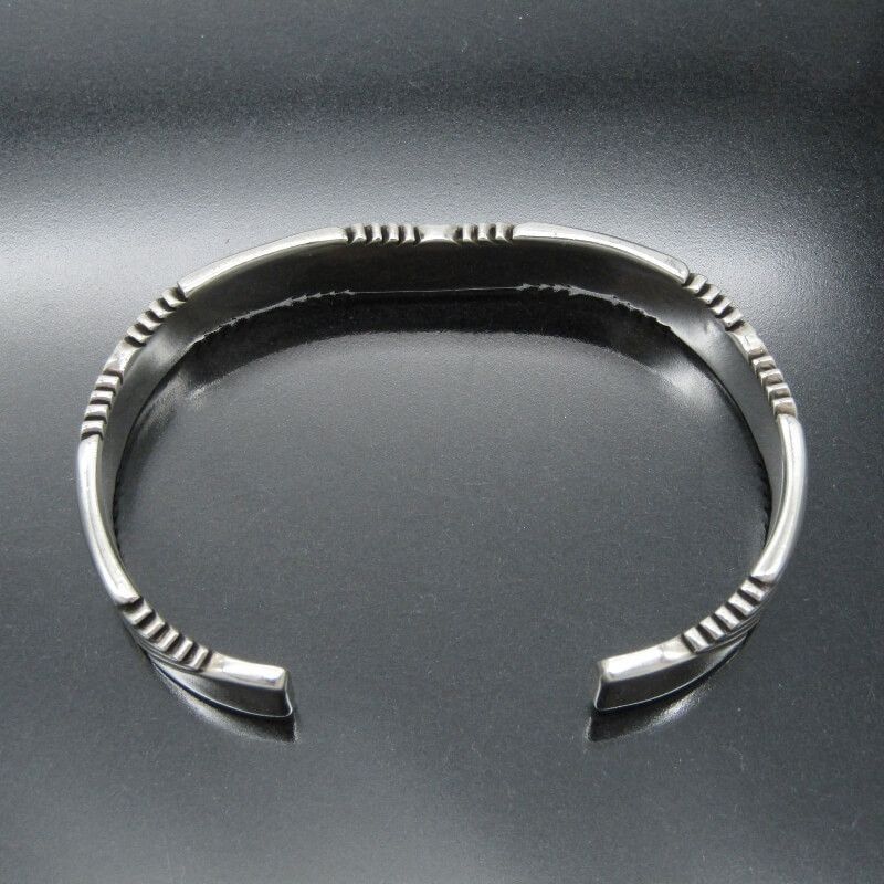 美品 Patricia Bedonie ナバホ族 バングル スタンプワーク 10mm