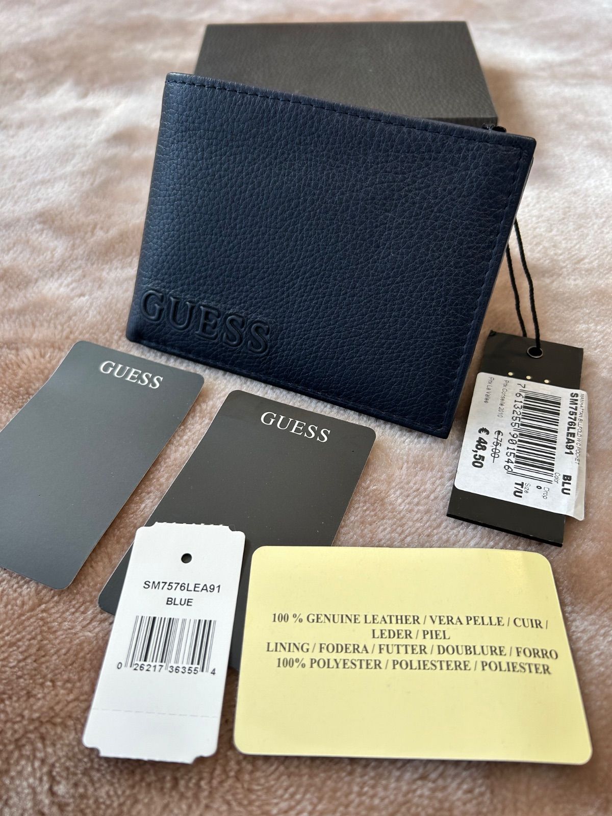 ゲスGuess二つ折り財布 二つ折財布 二折財布 小銭入れアリ 小銭入れ有 