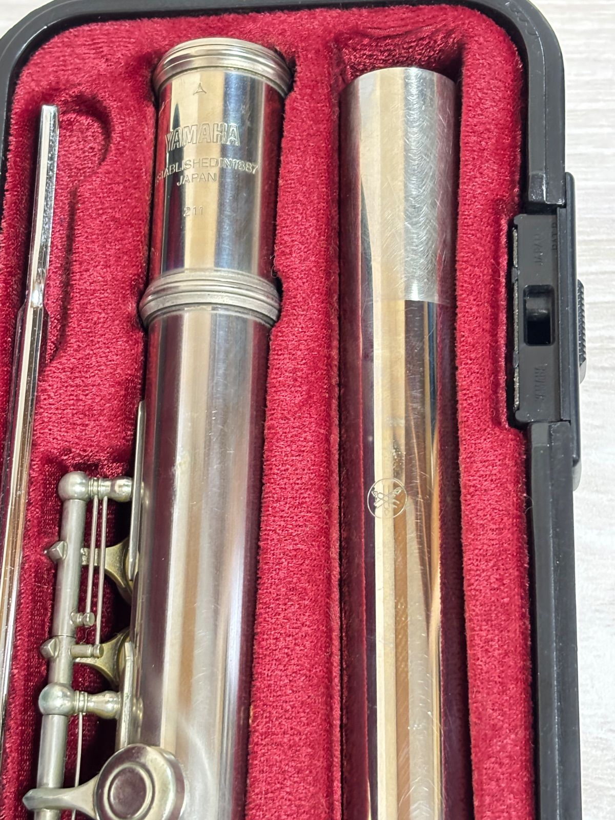 YAMAHA ヤマハ フルート 211 ケース付き - メルカリ