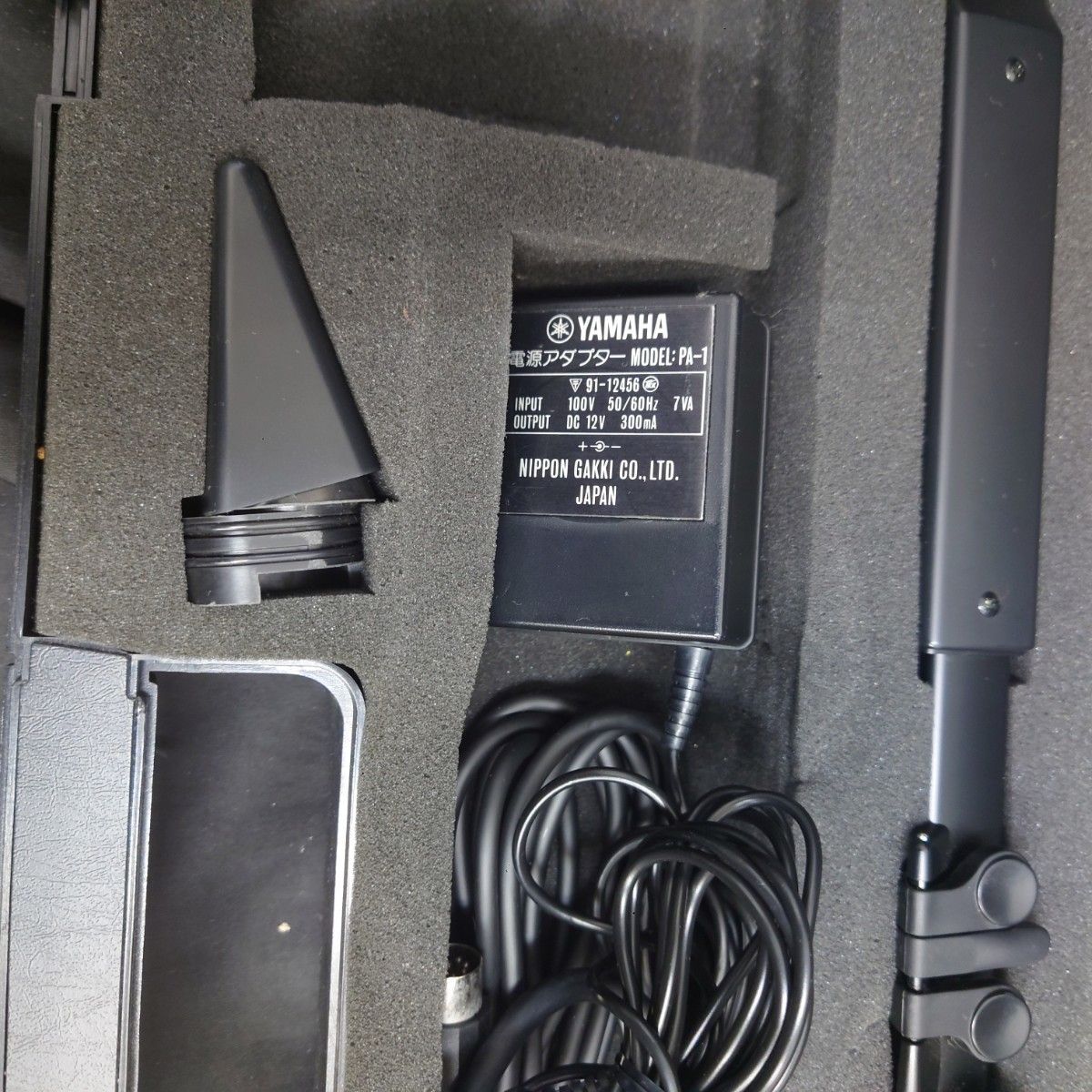 YAMAHA WX7 ウインドシンセサイザー 動作品 本体 ケース付 電池パック