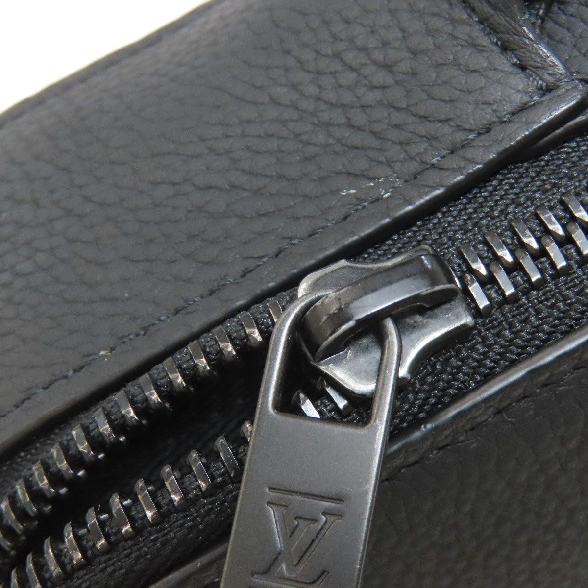LOUIS VUITTON ルイヴィトン M59161 アルファ・ウェアラブル 