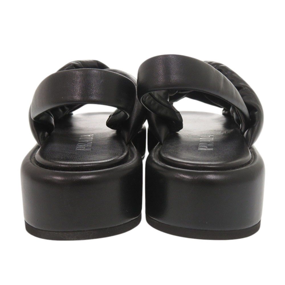 美品 プラダ ロゴ サイズ37 レザー ブラック サンダル 黒 1111 PRADA