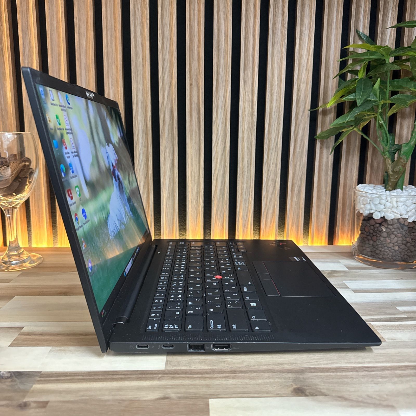 準美 ThinkPad X1 Gen10 第12世代 i5 16GB 256GB 準美 ThinkPad X1 Gen10 第12世代 i5 16GB 256GB ThinkPad X1 Carbon