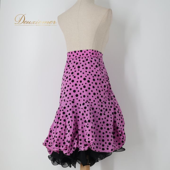 社交ダンス　チャコット　ラテン　スカート　タグ付き新品　Lサイズ 社交ダンス 衣装 スカート ピンク系 チャコット Chacott 日本製 ドット