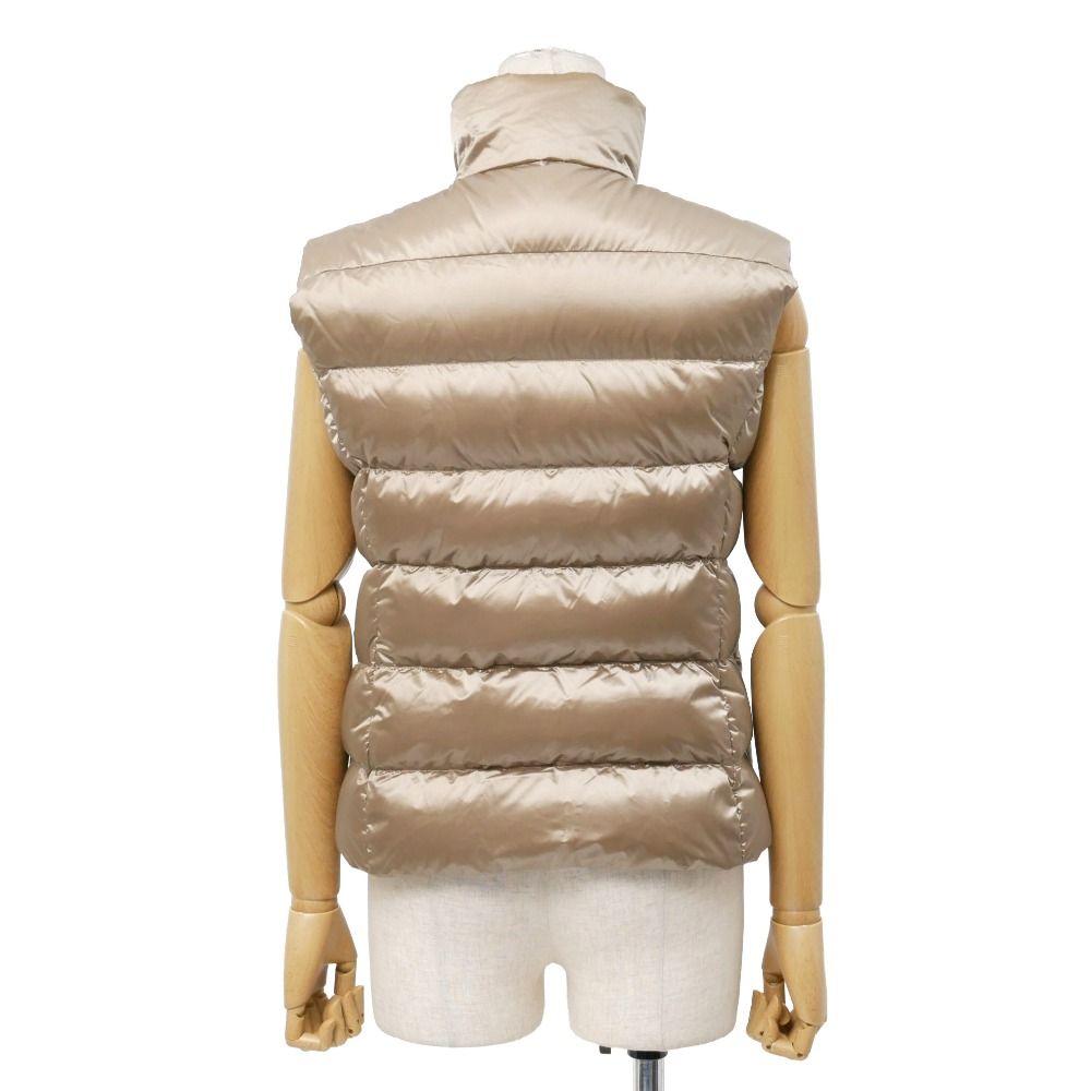 PRADA プラダ ダウンベスト サイズ40 トライアングルロゴ 中綿 ジップ