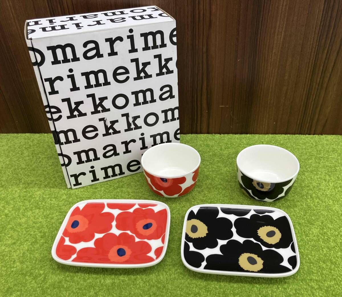 未使用品】 marimekko マリメッコ ウニッコ スクエアプレート/2 ボウル