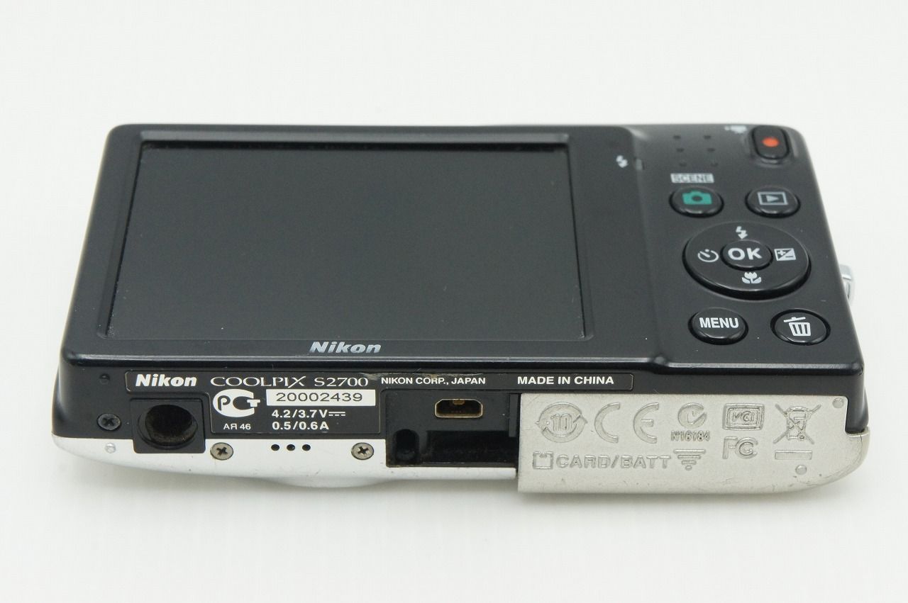 Nikon ニコン COOLPIX S2700 コンパクトデジタルカメラ シルバー