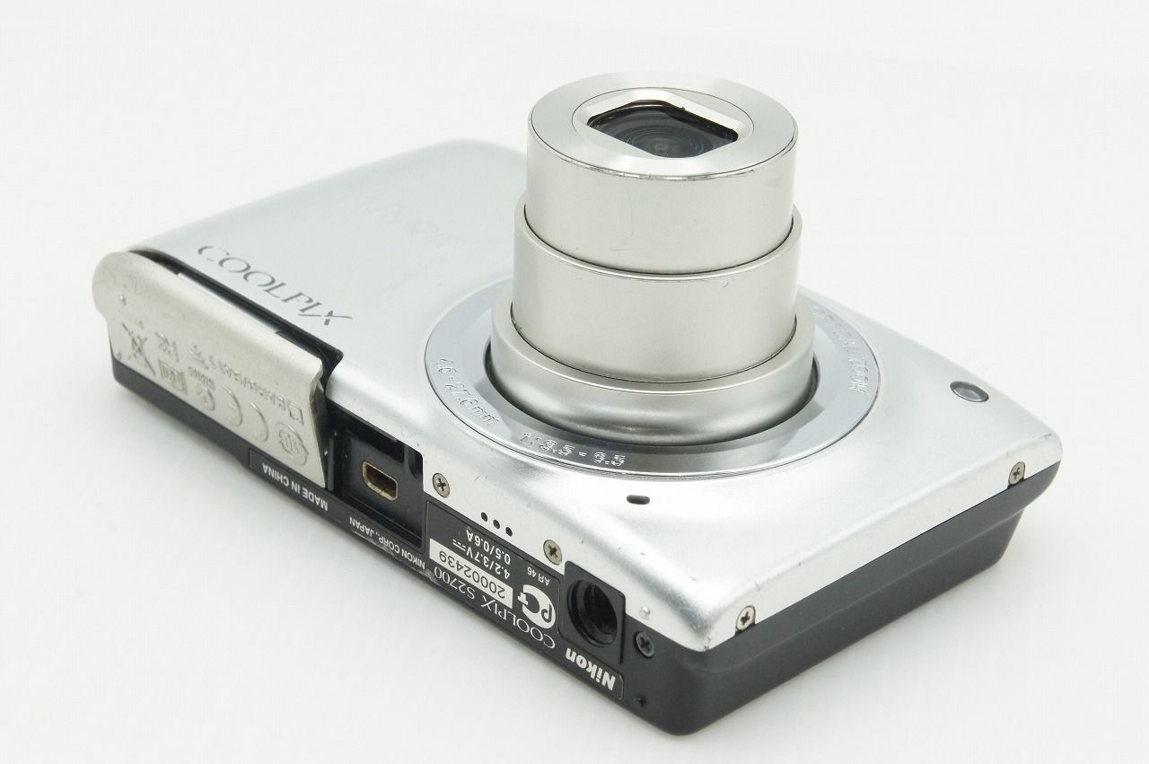 Nikon ニコン COOLPIX S2700 コンパクトデジタルカメラ シルバー