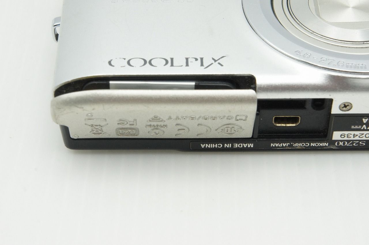 Nikon ニコン COOLPIX S2700 コンパクトデジタルカメラ シルバー
