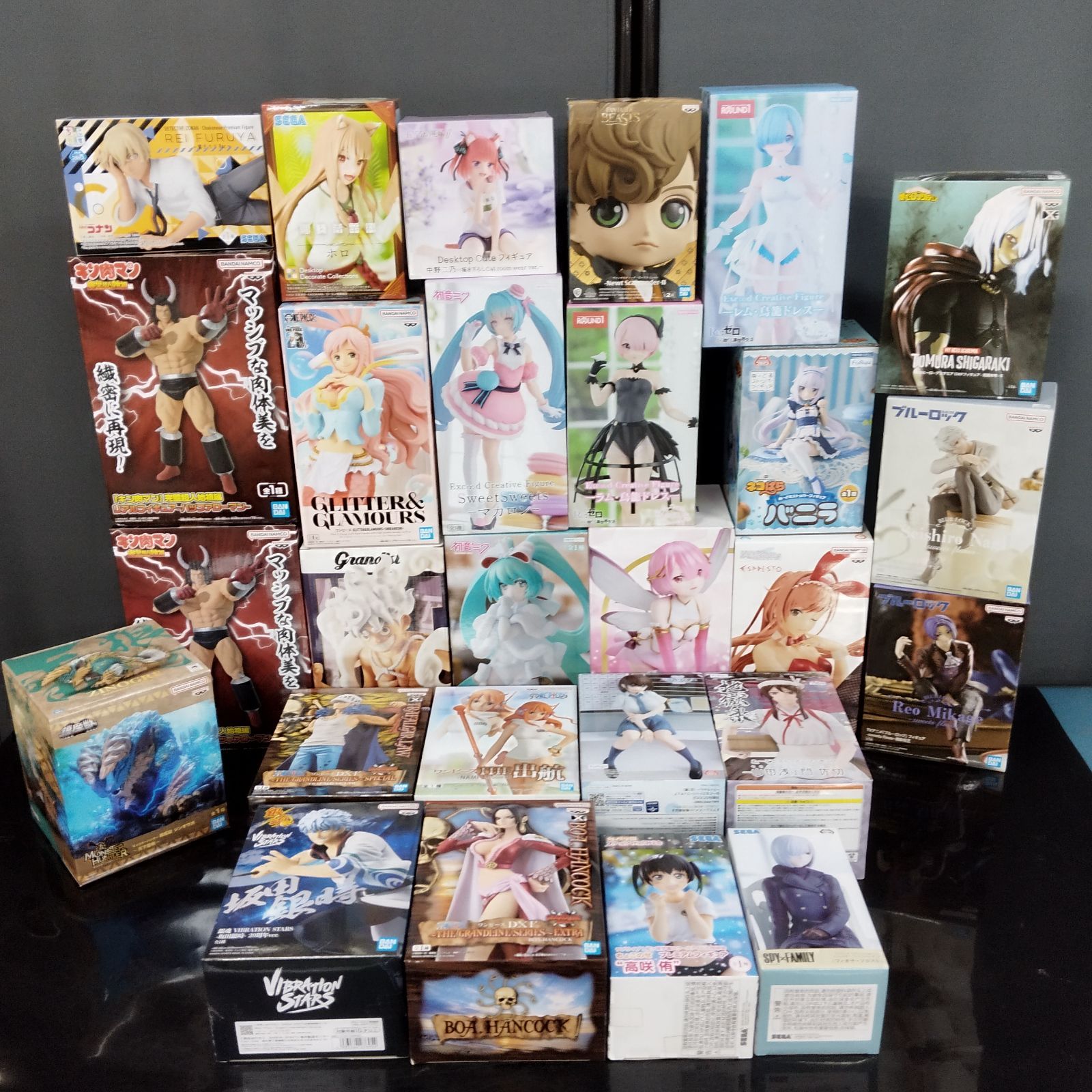 D34644】ほぼ未開封 ワンピース 初音ミク リゼロ ブルーロックなど