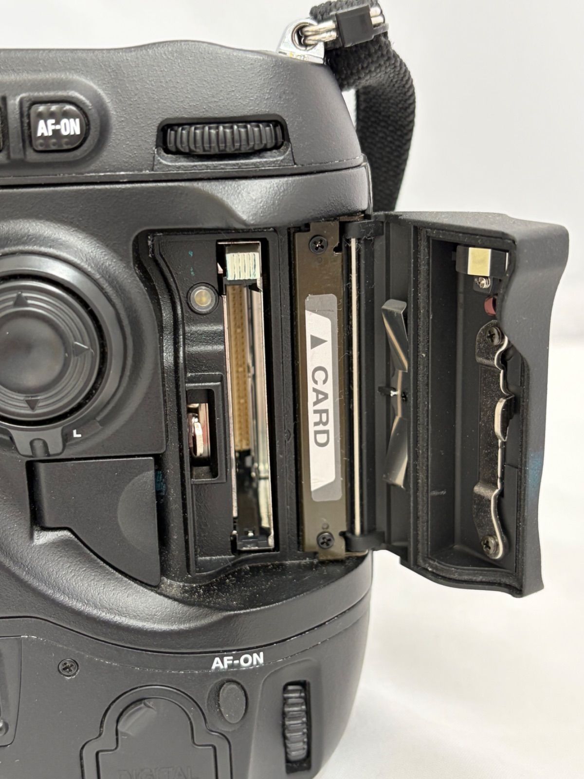 ニコン　一眼レフカメラ　ジャンク Nikon ニコン D1 デジタルカメラ ジャンク - メルカリ