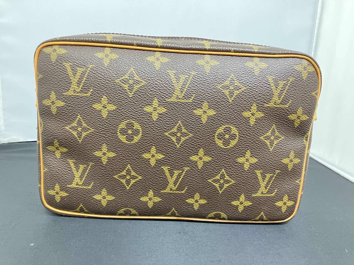 LOUIS VUITTON ルイヴィトン モノグラム セカンドバック