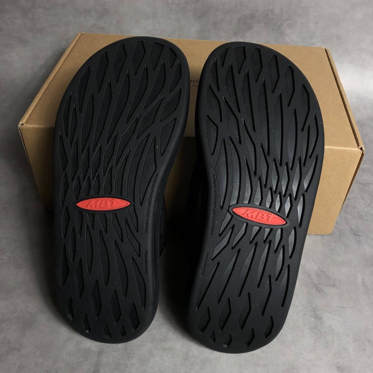 PQ129◇MBT : BUNTARO M サンダル◇41◇黒 草履 MASAI BAREFOOT