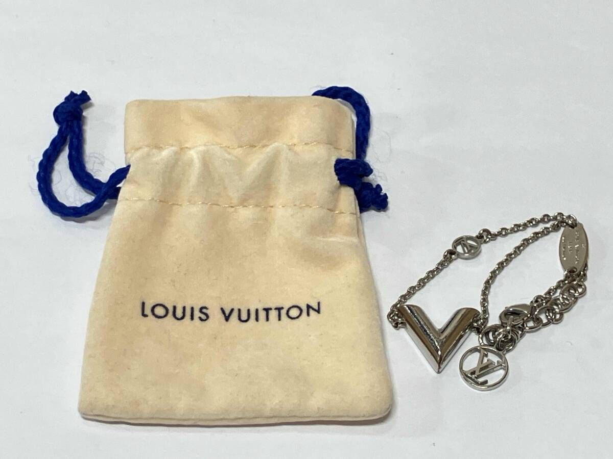 LOUIS VUITTON ルイヴィトン M63198 エセンシャルV LE0281