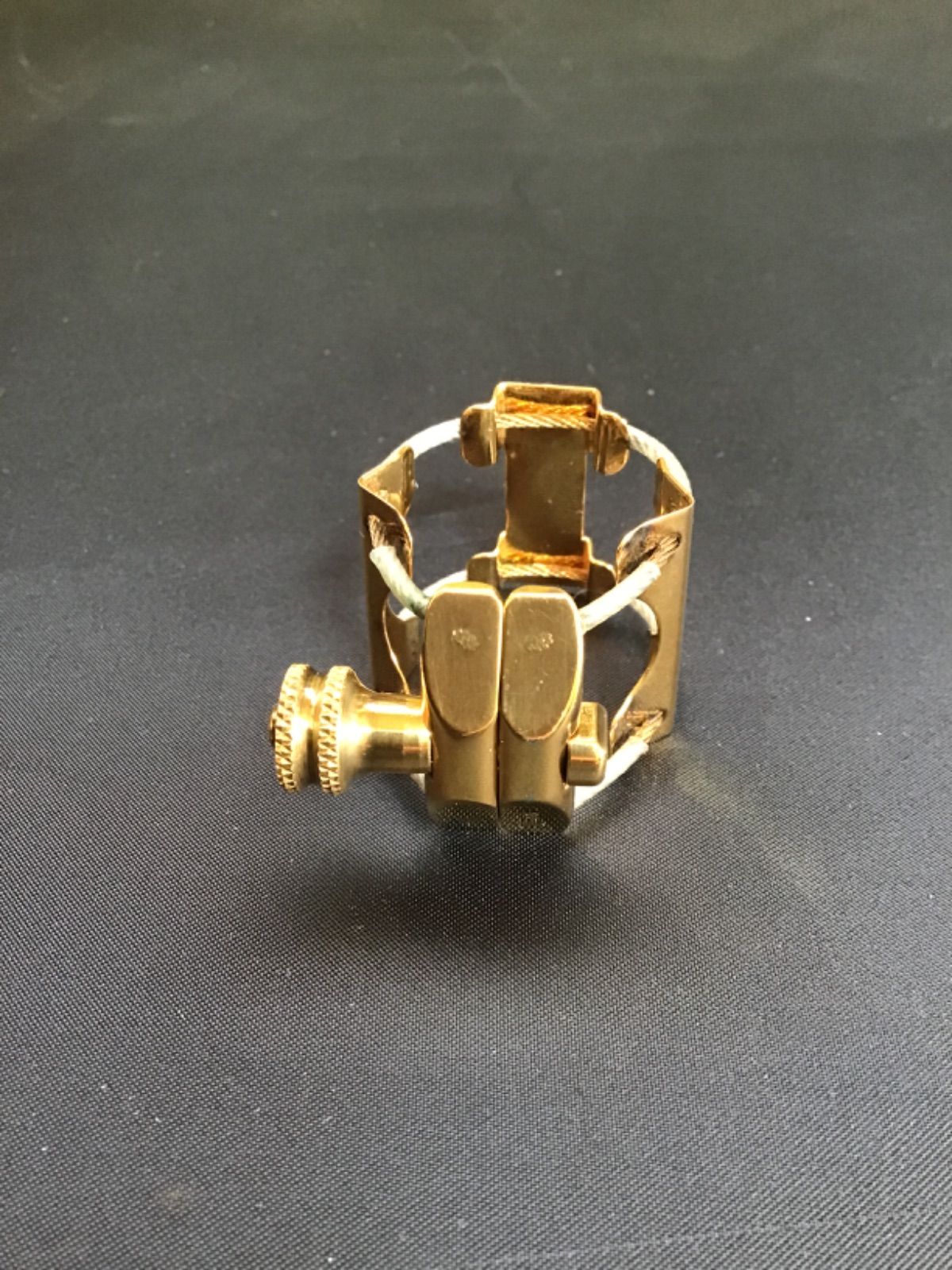 中古品】Kplume リガチャー アルトラバー マウスピース用 真鍮