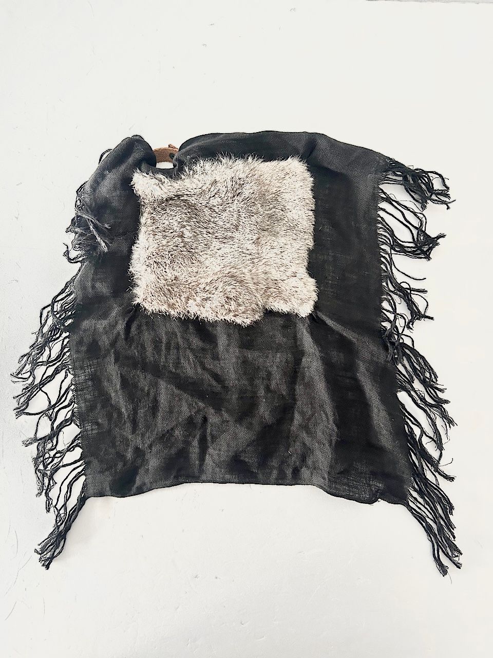 美品】ebagos ラビットファー付きカバー 被せ布 カゴバッグ - メルカリ