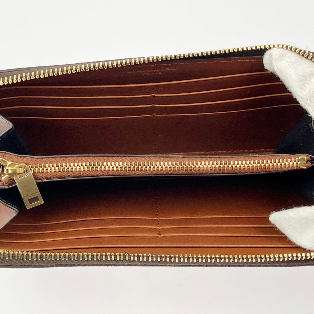▽▽Yves Saint Laurent イブサンローラン ラウンドファスナー財布