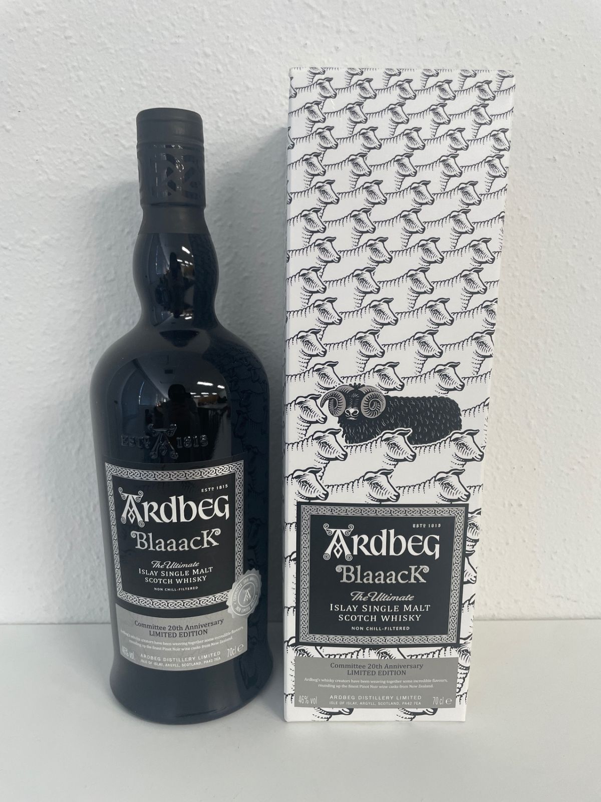 アードベッグ ブラック 700ml 46度 正規流通品 - LIQUORJOY - メルカリ