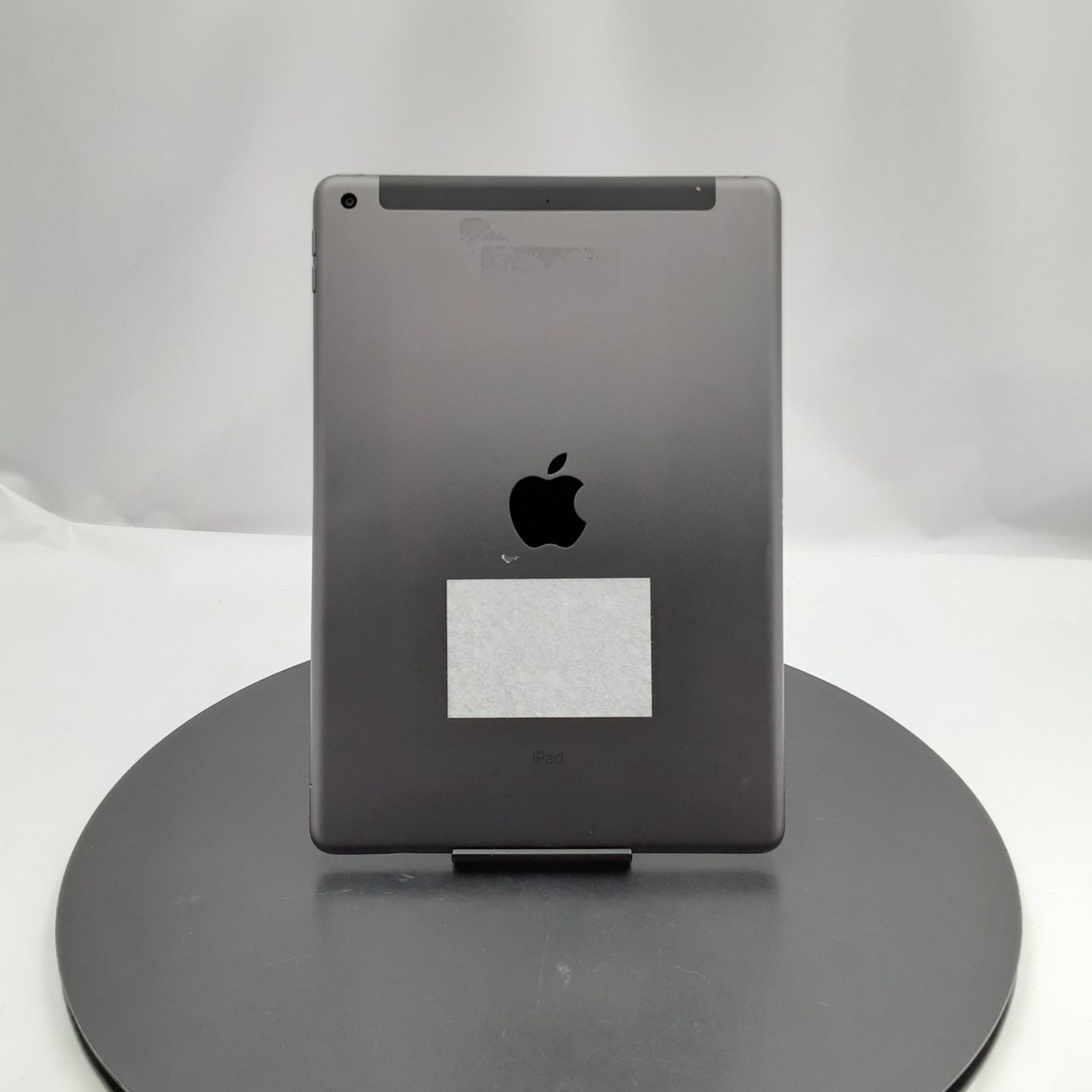 iPad 第7世代 32GB ジャンク/一部動作確認済 - メルカリ