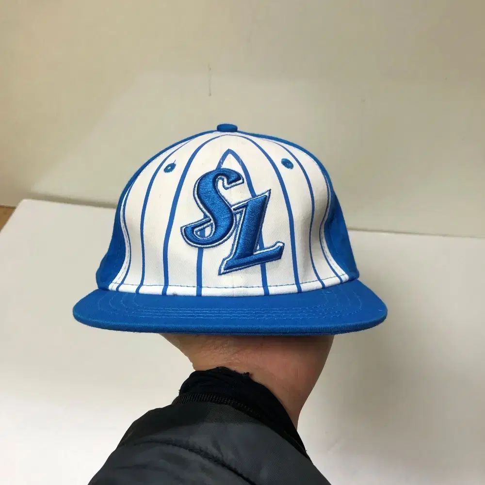 品質保証，得価 グッチ GUCCI キャップ バイカラー 728964 レザー