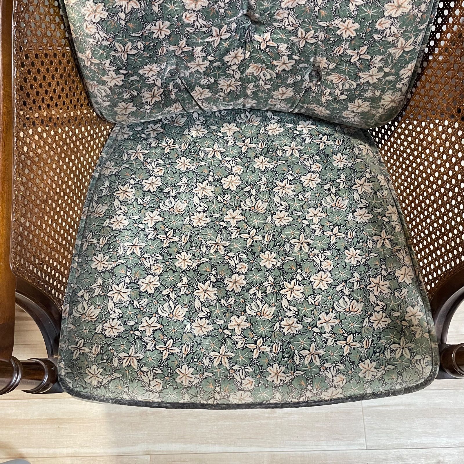 karimoku カリモク コロニアル 一人掛けソファ シングルソファ 椅子 花