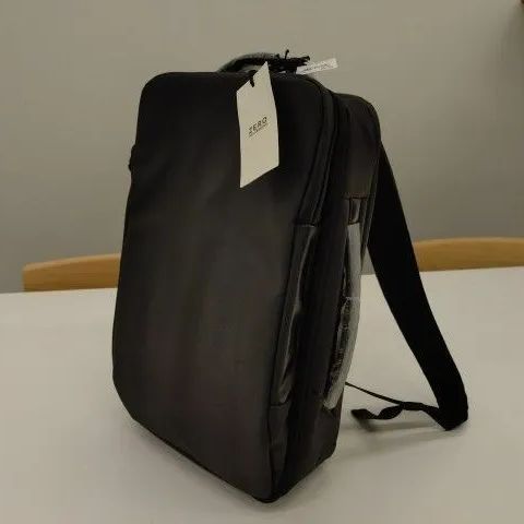 訳アリ新品商品・タグ付き！】ZERO HALLIBURTON／ゼロハリバートン 