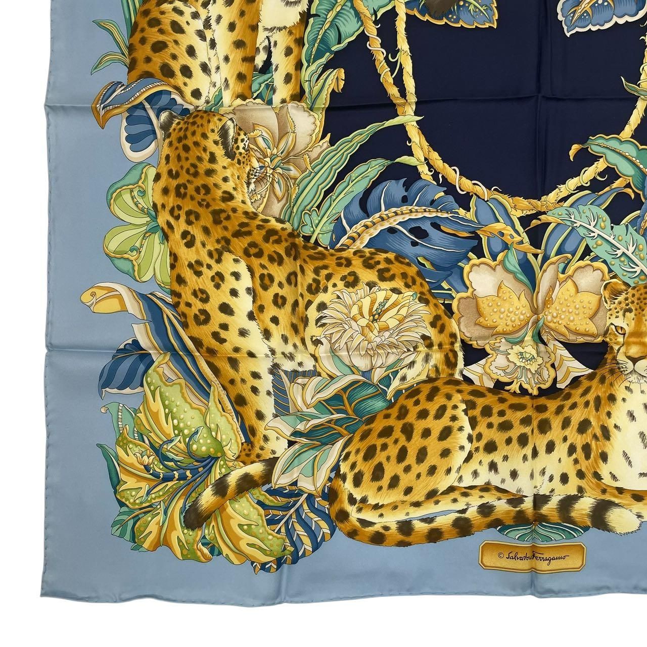 未使用品 Salvatore Ferragamo サルヴァトーレ フェラガモ スカーフ