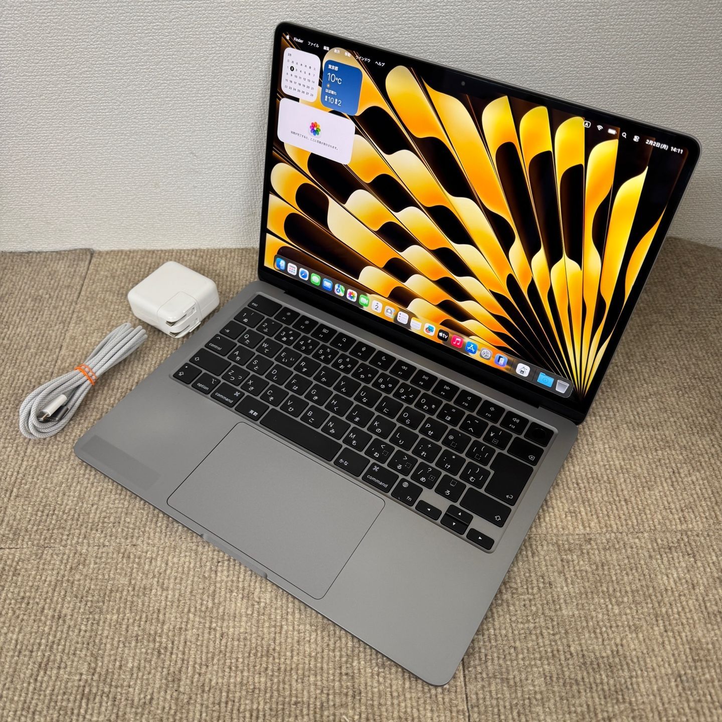 送料無料】良品 Apple MacBook Air 13(2022, A2681) M2 / RAM 16GB