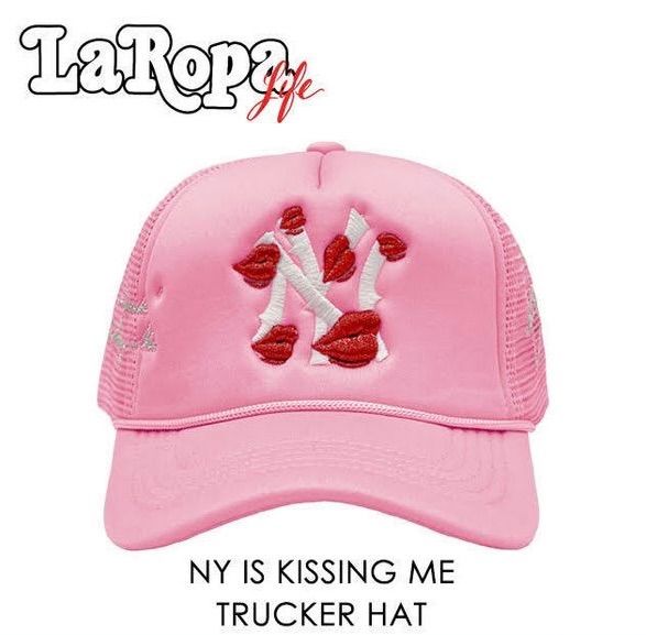 LA ROPA NY IS KISSING ME TRUCKER HAT 【LAROPA】【ラロパ