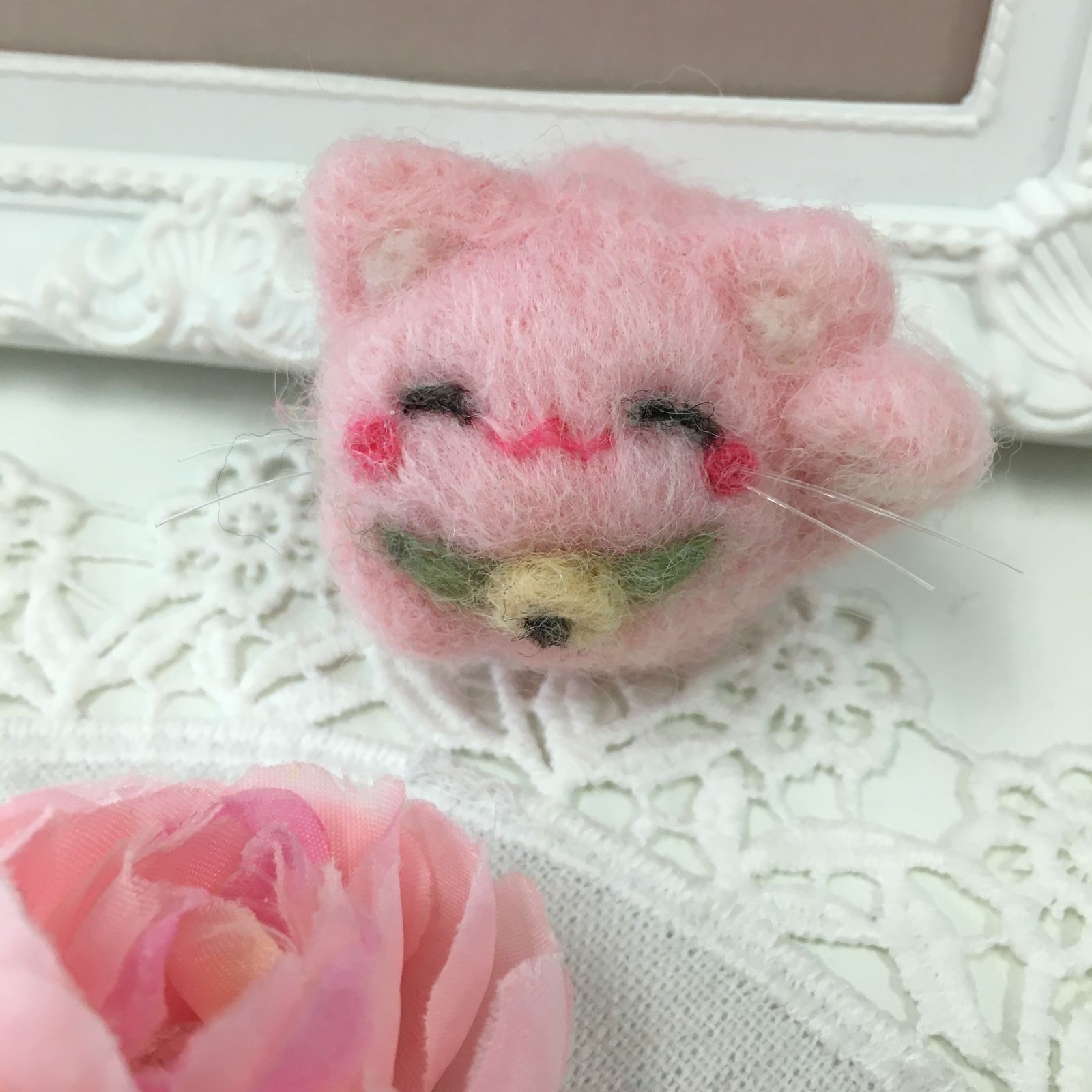 ピンクのまんまる招き猫 羊毛フェルト｜ほっこり可愛いハンドメイド