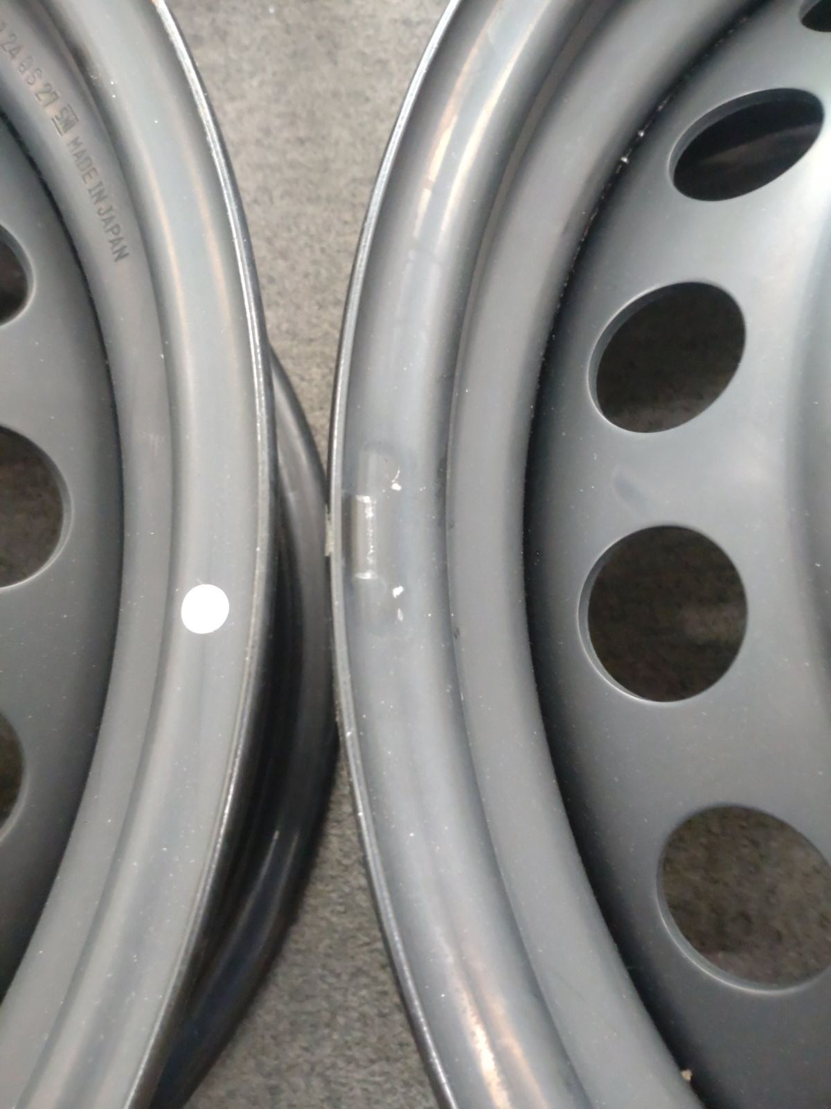 プリウス 60系 MXWH 60/65 純正 スチールホイール 17×6.5J +40 PCD114 