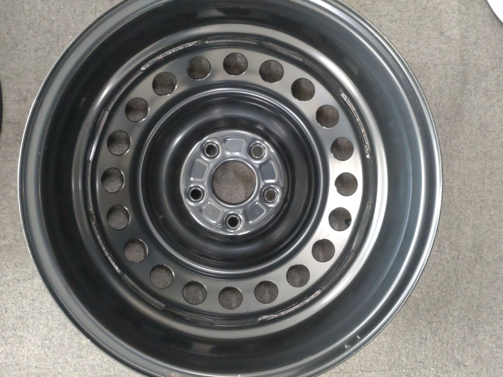 プリウス 60系 MXWH 60/65 純正 スチールホイール 17×6.5J +40 PCD114 
