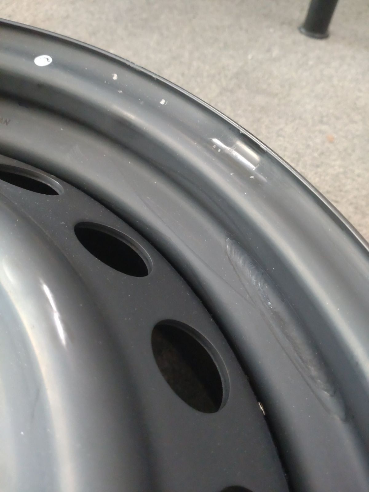 プリウス 60系 MXWH 60/65 純正 スチールホイール 17×6.5J +40 PCD114 