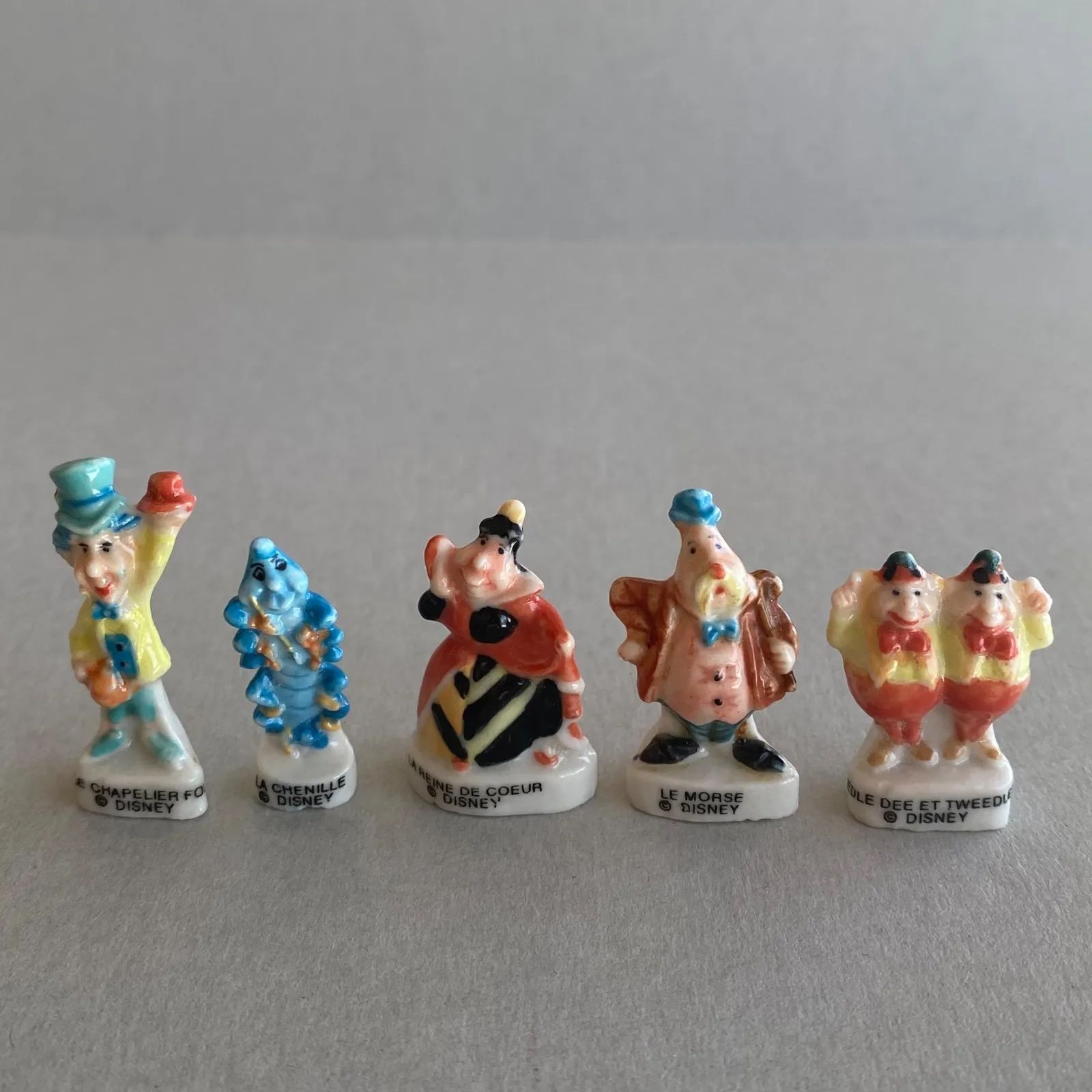 不思議の国のアリスのフェーブ 10点セット／フランス雑貨／陶器