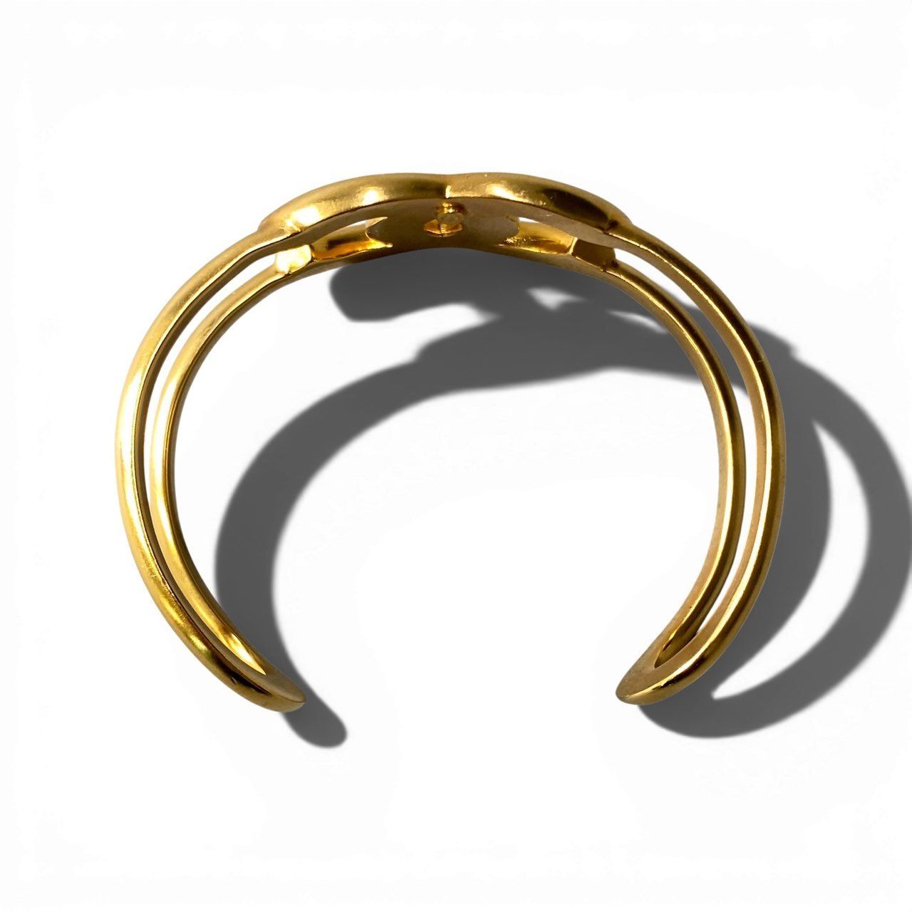 b2 Vintage CHANEL シャネル 1997 ココマーク ロゴ バングル ゴールド