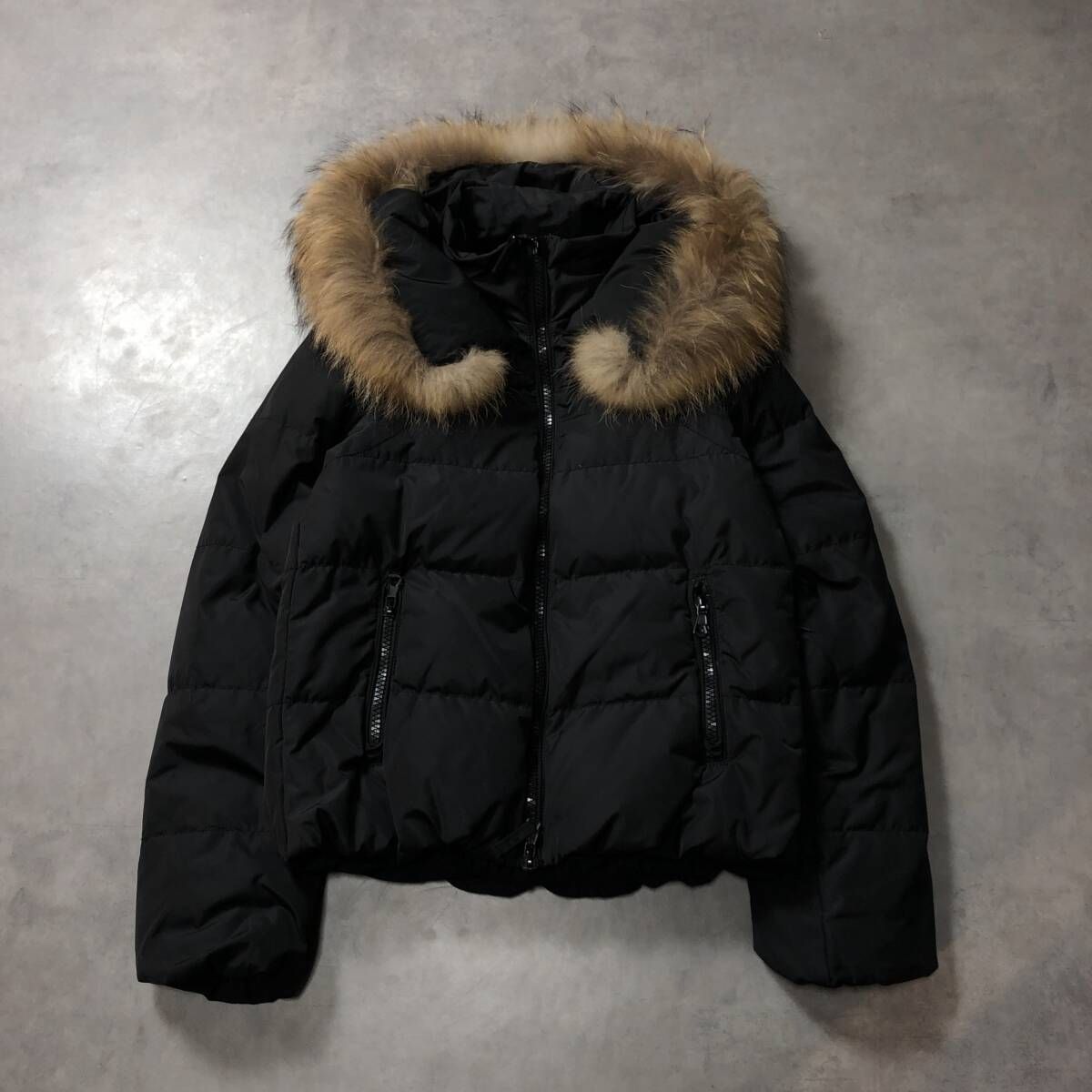 WQ1066○goa：ラクーンファー ダウンジャケット ○S○ 黒 アウター Y2K