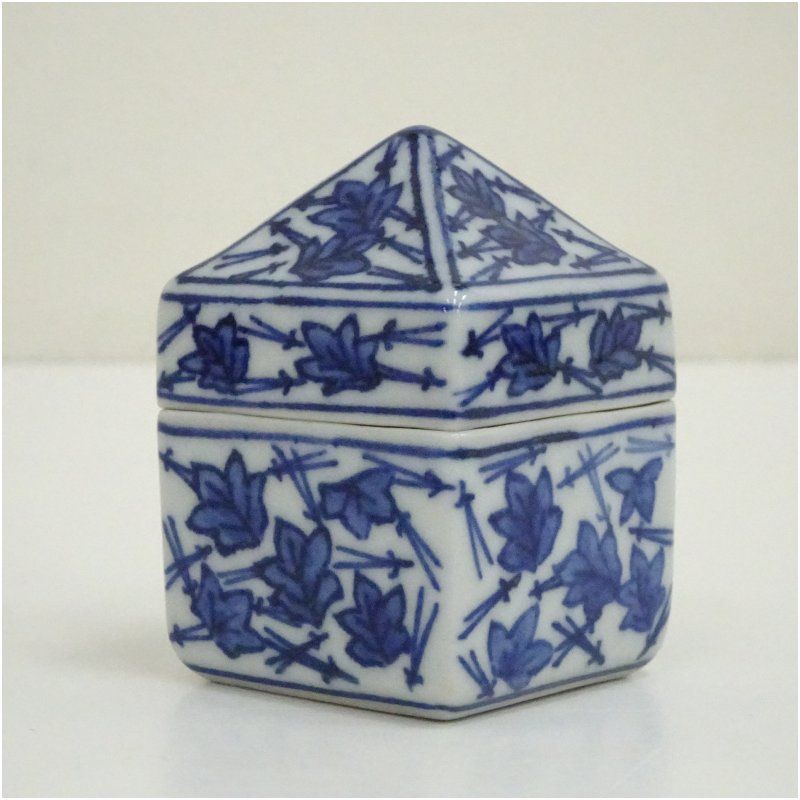 九谷焼 味渓窯 矢口永寿造 染付辻堂香合（共箱） 茶道具 茶道 香道 香