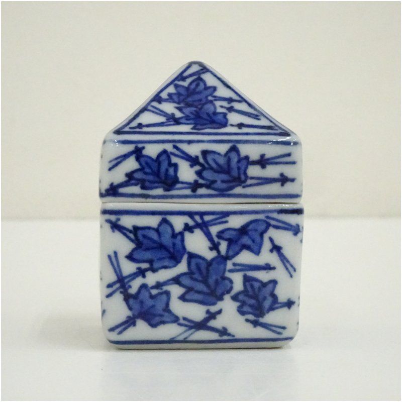 九谷焼 味渓窯 矢口永寿造 染付辻堂香合（共箱） 茶道具 茶道 香道 香