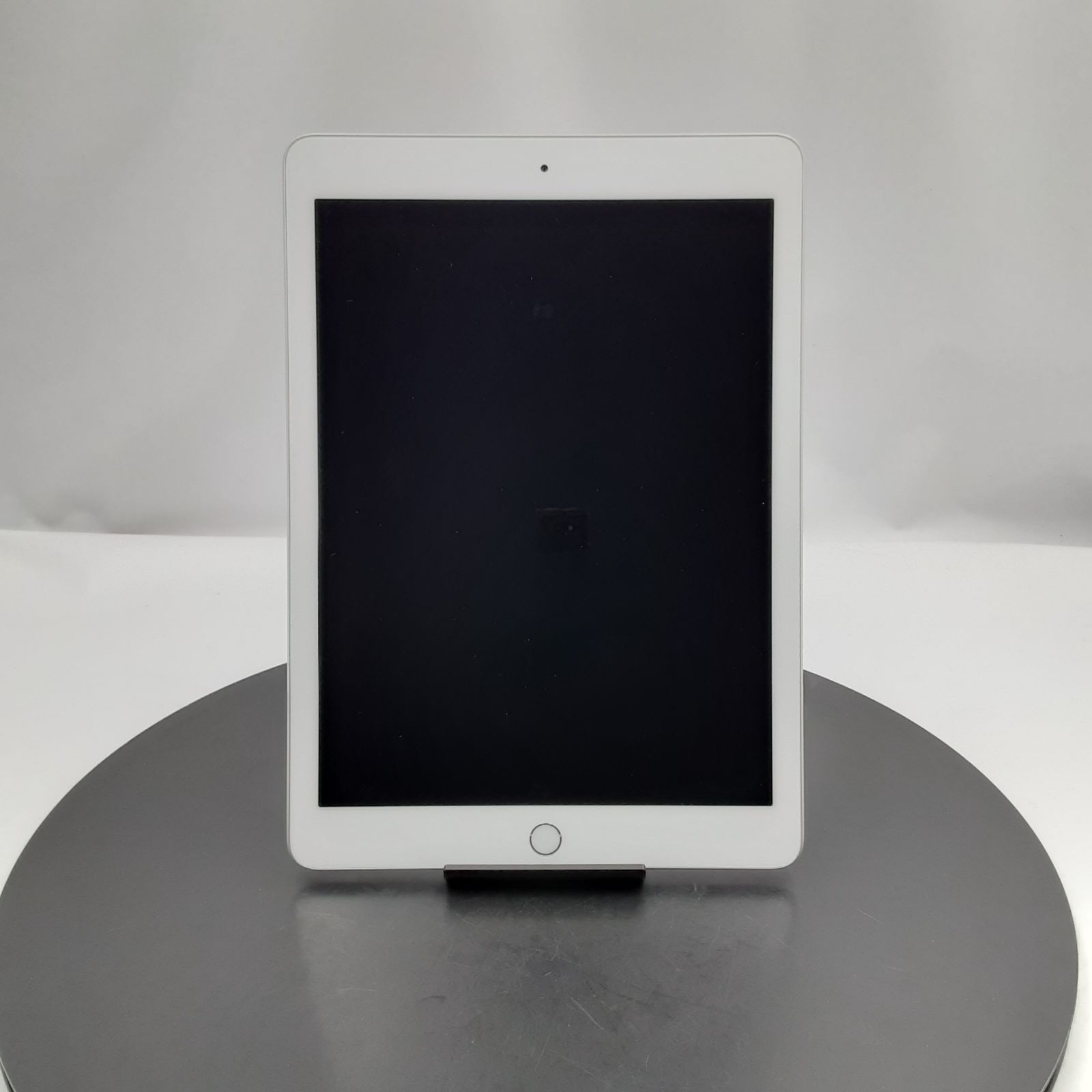 ☆ジャンク/一部動作確認済み☆Apple iPad 第5世代 Wi-Fi 32GB MP2G2J