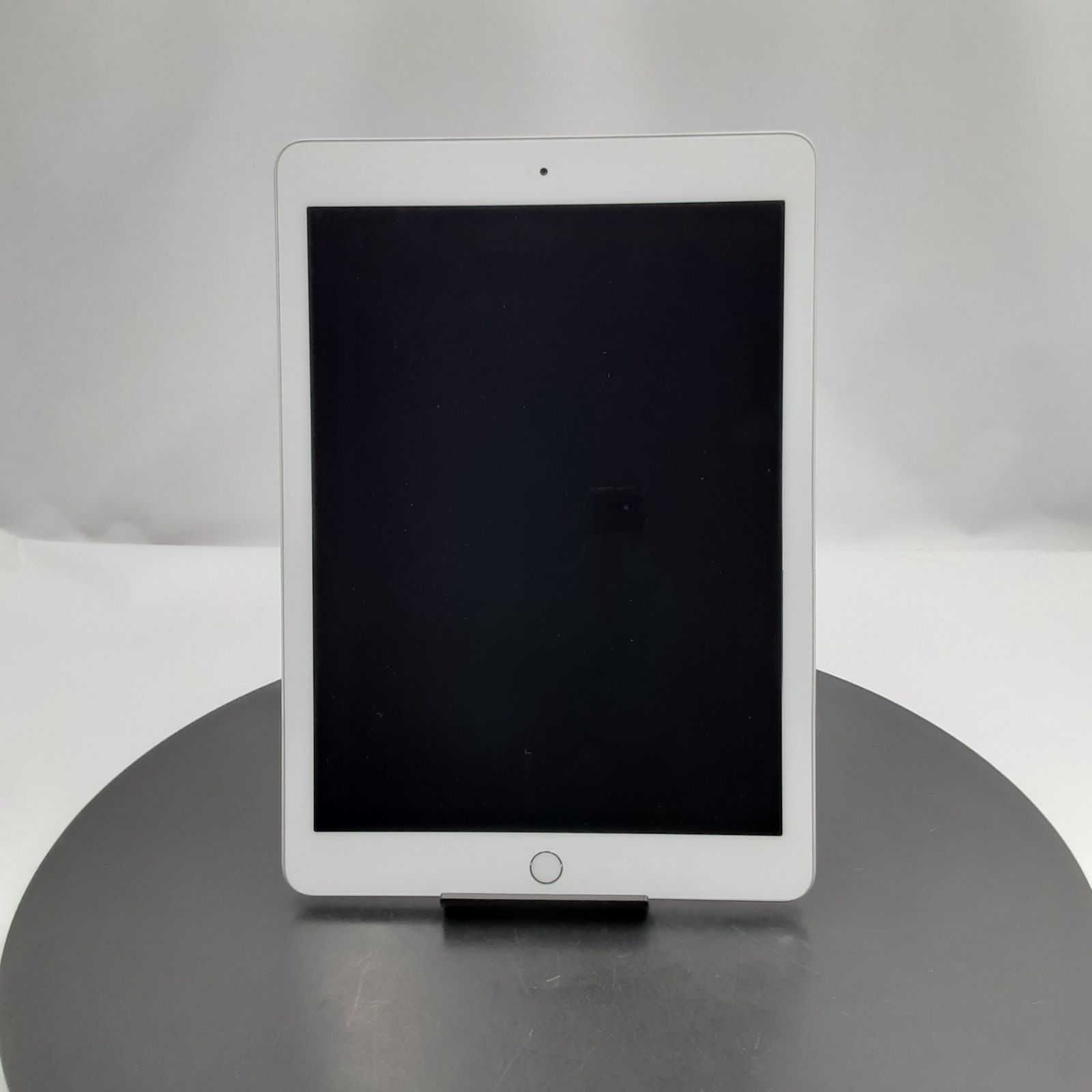 ☆ジャンク/一部動作確認済み☆Apple iPad 第5世代 Wi-Fi 32GB MP2G2J