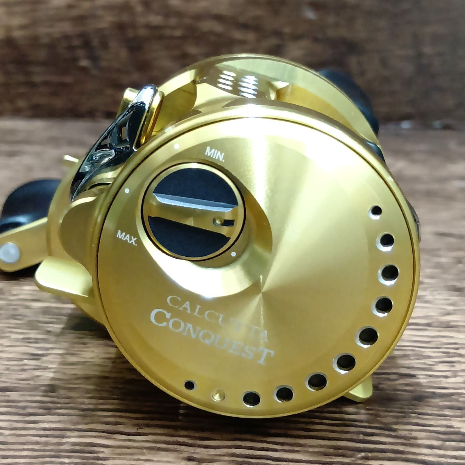 シマノ(SHIMANO) 21 カルカッタコンクエスト 100 ベイトリール - メルカリ