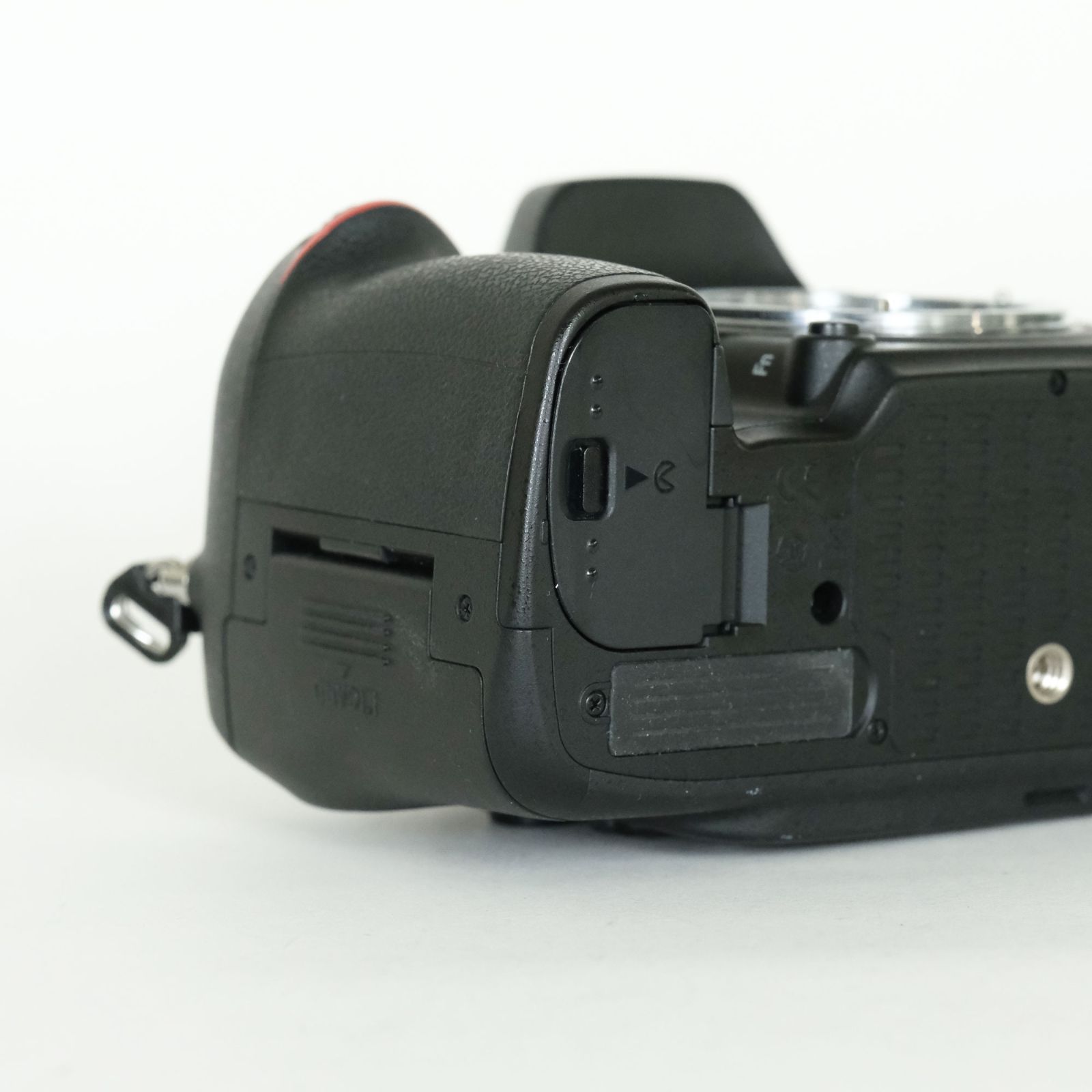 美品 | シャッター数6,320回] Nikon D610 [ボディ] | Nikon Fマウント