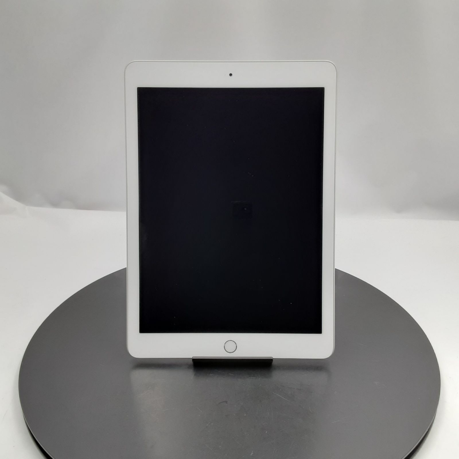 ☆ジャンク/一部動作確認済み☆Apple iPad 第5世代 Wi-Fi 32GB MP2G2J