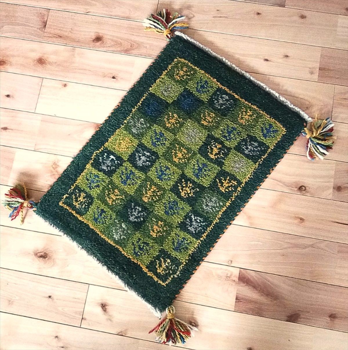 ペルシャ ギャッベ 玄関マット小 ラグ 54x37cm 緑色 黄緑色 タイル