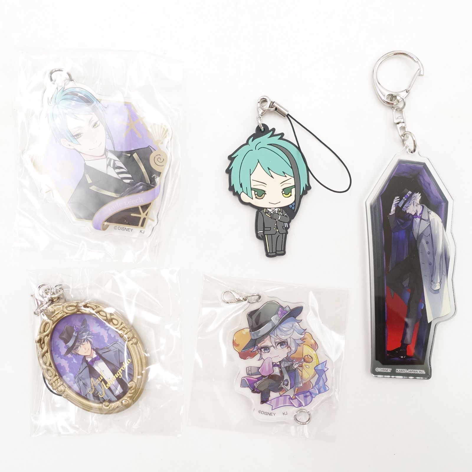 ディズニー ツイステッドワンダーランド オクタヴィネル寮 グッズお